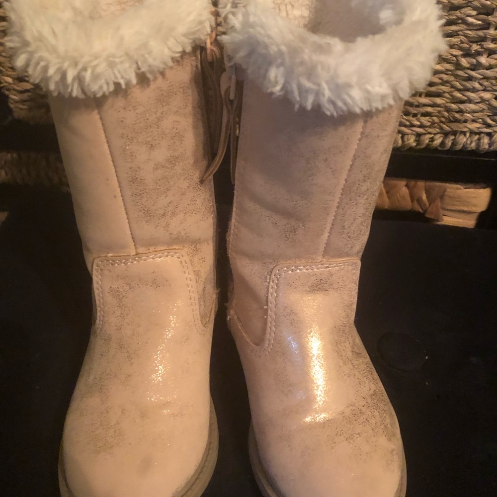 carter’s Fur-lined Boots, Size 7